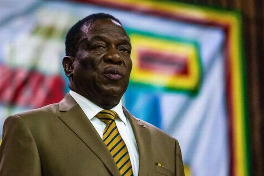 Emmerson Mnangagwa sworn in as Zimbabwe's President