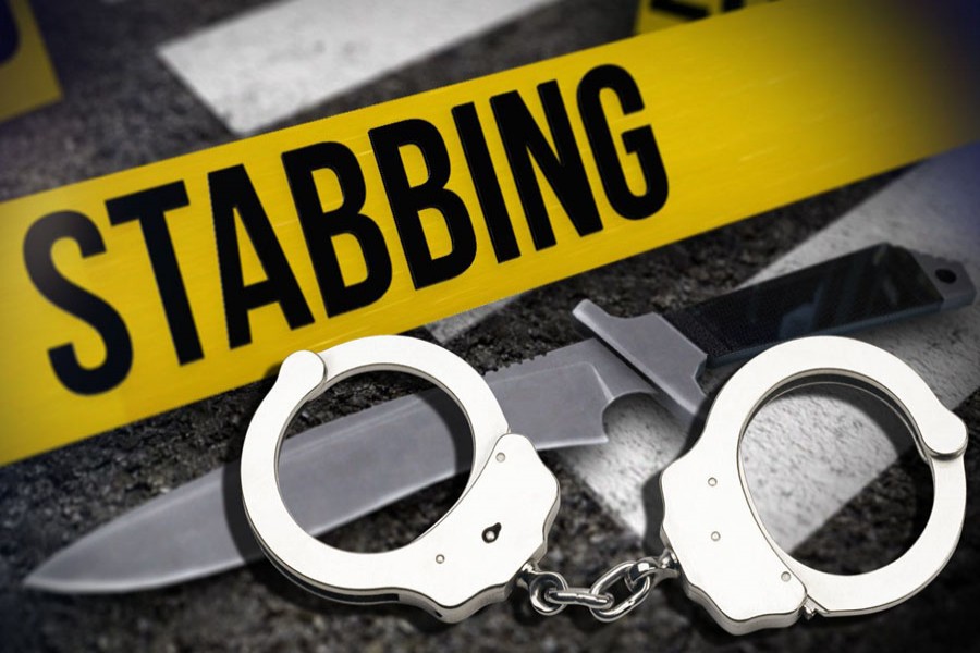 Cops detain man for stabbing wife to death