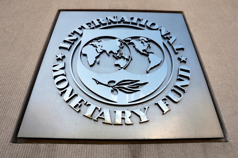 International Monetary Fund logo is seen outside the headquarters building during the IMF/World Bank spring meeting in Washington, US, April 20, 2018. Reuters/Files