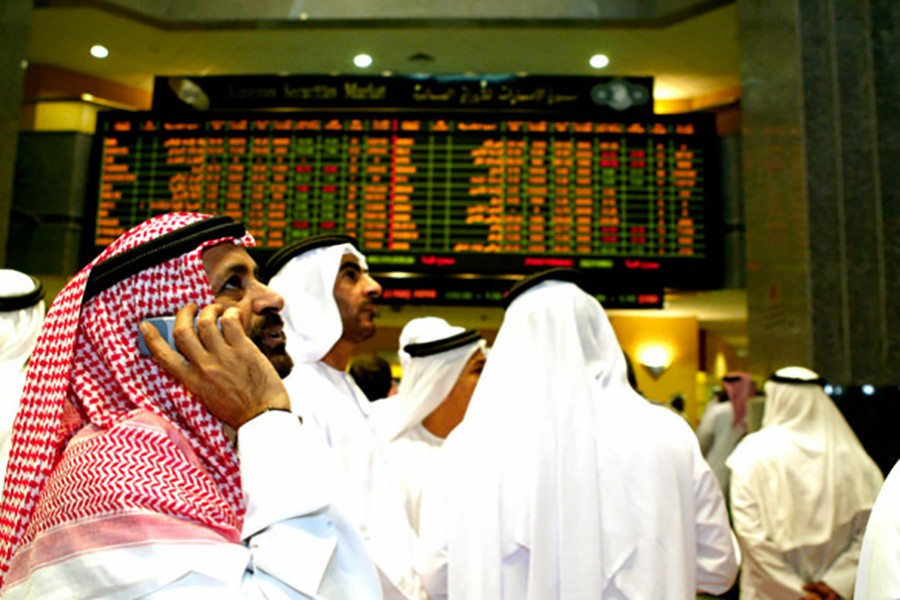 Mideast stocks firm; Saudi shares fall