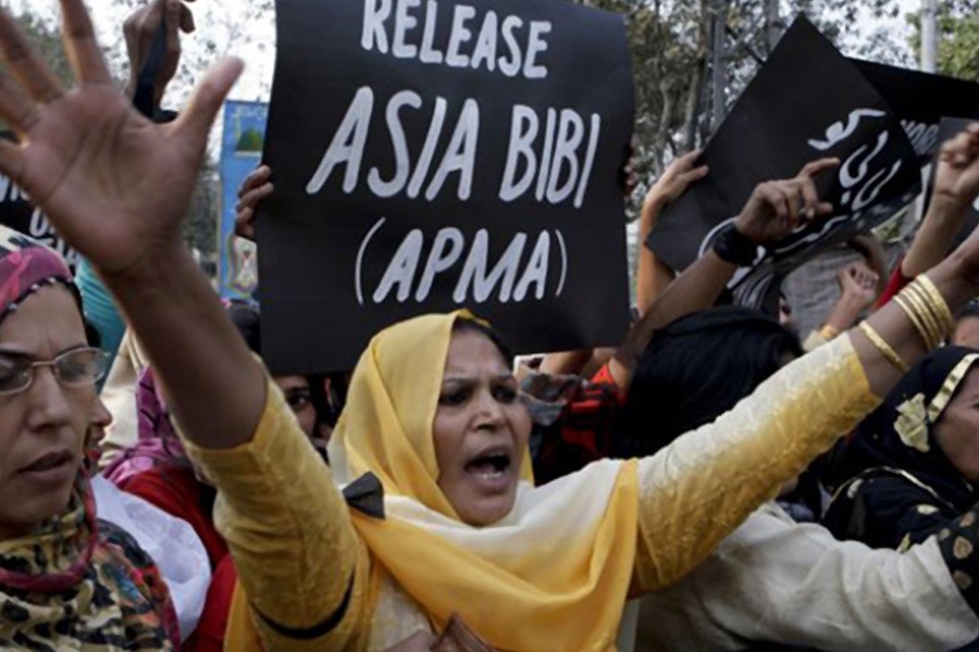 Christians protest the incarceration of Asia Bibi, a mother of five who was arrested for allegedly blaspheming the Muslim prophet Muhammad - Reuters file photo