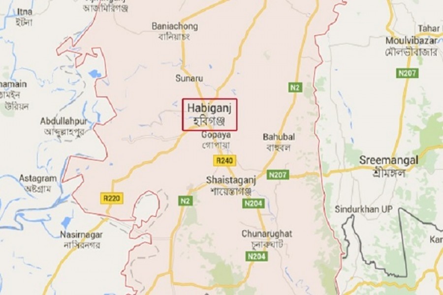 Bus crash kills one in Habiganj