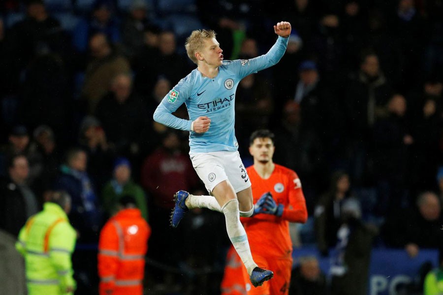 Soccer Football - Carabao Cup Quarter-Final - Leicester City v Manchester City - King Power Stadium, Leicester, Britain - December 18, 2018 Manchester City's Oleksandr Zinchenko celebrates scoring the winning penalty during the shootout Action Images via Reuters/John Sibley