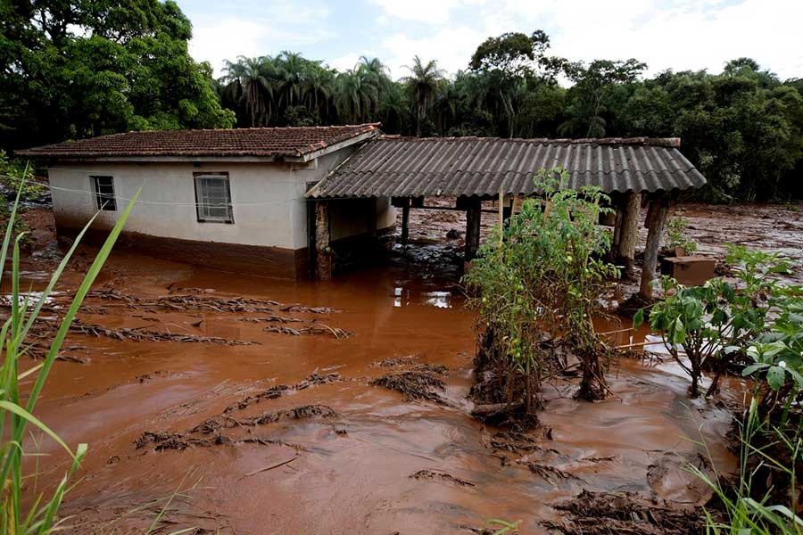 Risk of new Brazil dam burst forces 24,000 to evacuate homes