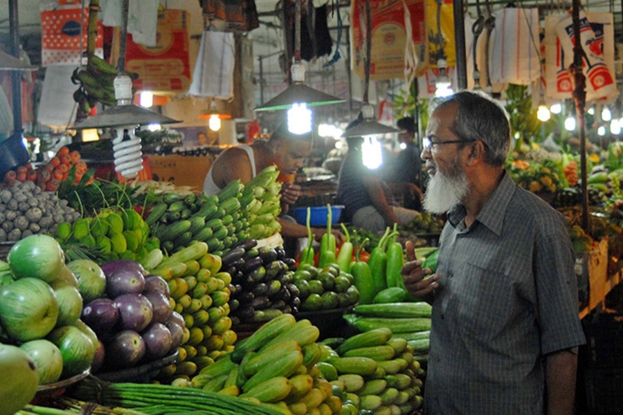 Rise of food prices pushes up inflation