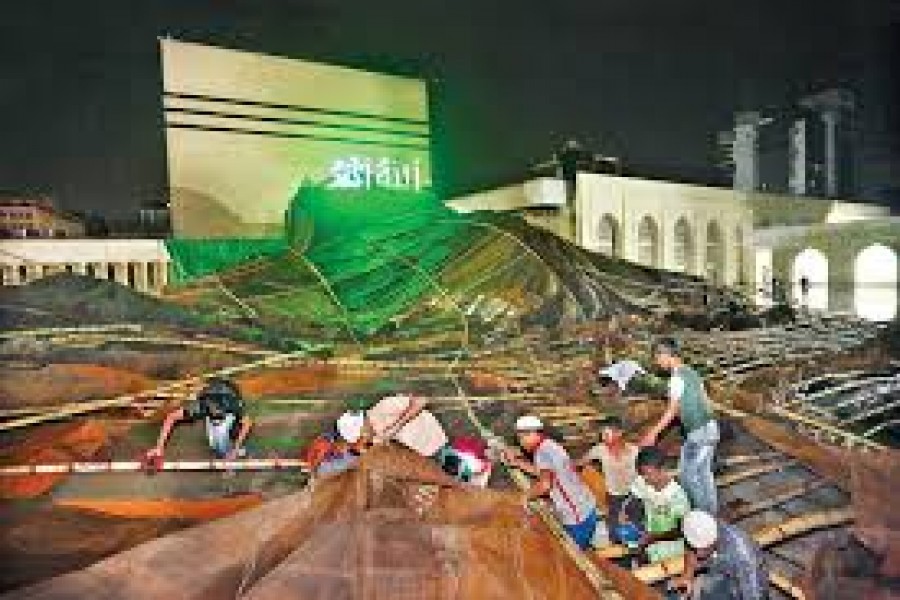Five-member body to probe Baitul Mukarram pandal collapse