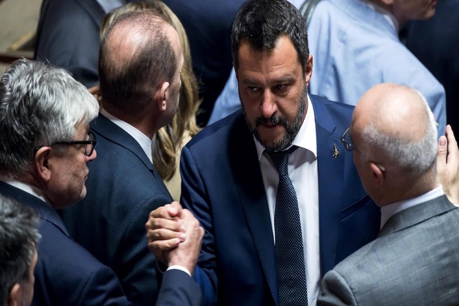 Italy faces political crisis