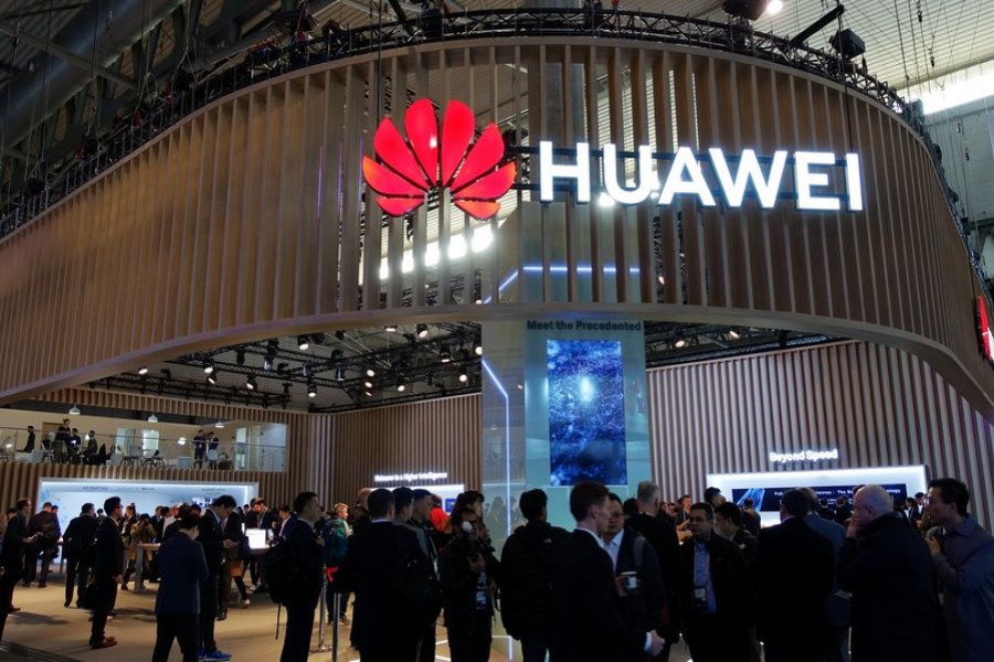Huawei representative calls on Europe to resist US pressure