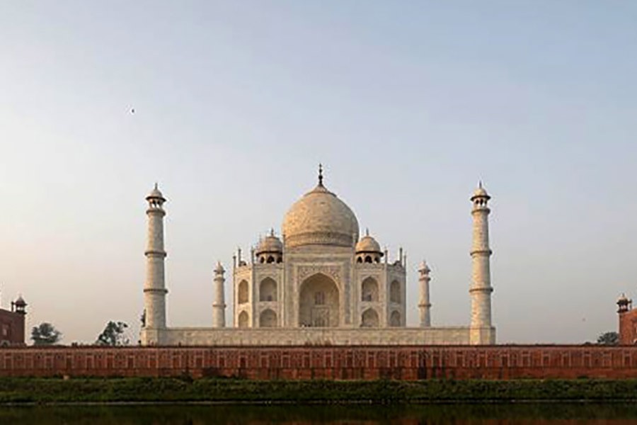 Taj Mahal gets air purifier amid severe air pollution