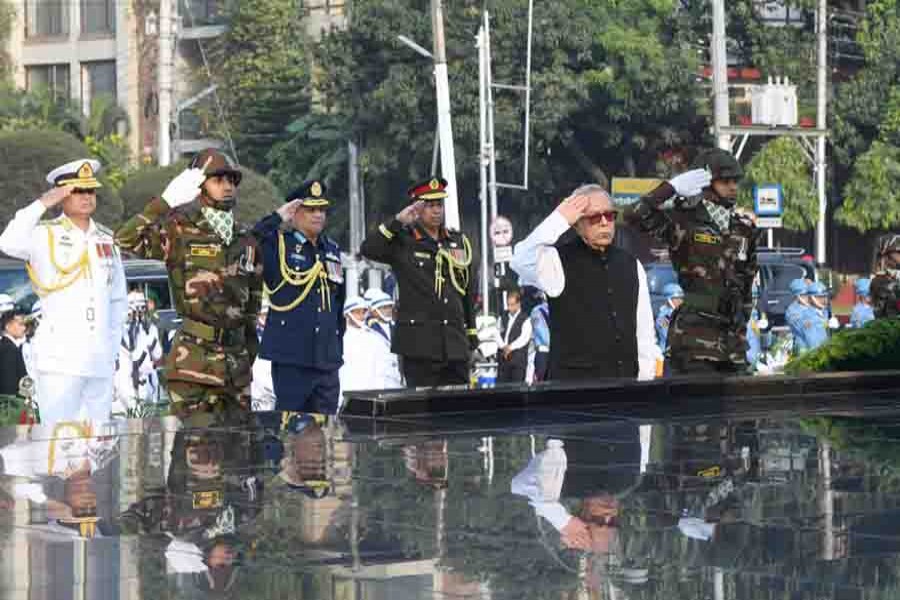 President pays homage to Armed Forces martyrs
