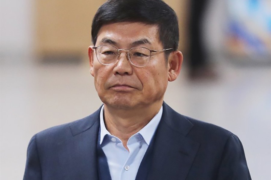South Korea court jails Samsung chairman for violating labour laws
