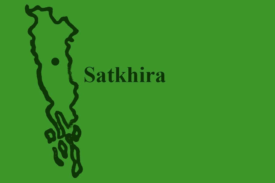 Satkhira traders fined for selling commodities at higher prices