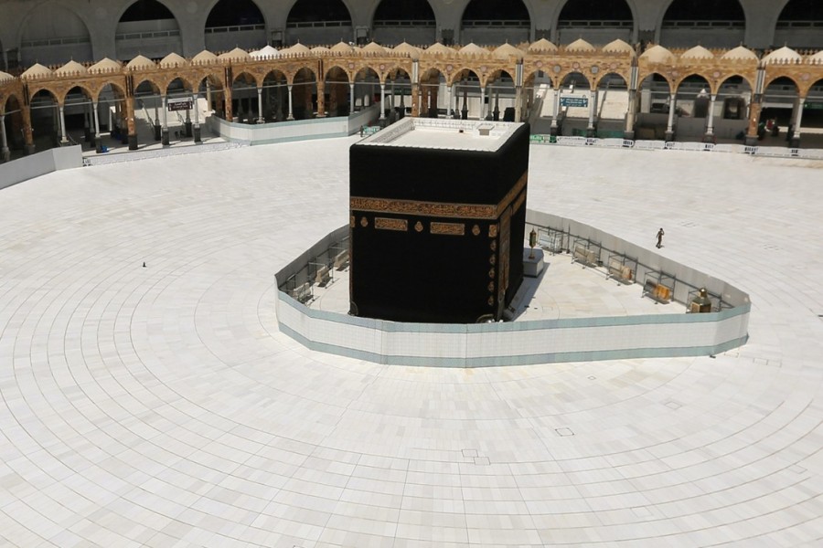 General view of Kaaba at the Grand Mosque which is almost empty of worshippers, after Saudi authority suspended umrah (Islamic pilgrimage to Mecca) amid the fear of coronavirus outbreak, at Muslim holy city of Mecca, Saudi Arabia on March 6, 2020 — Reuters/Files