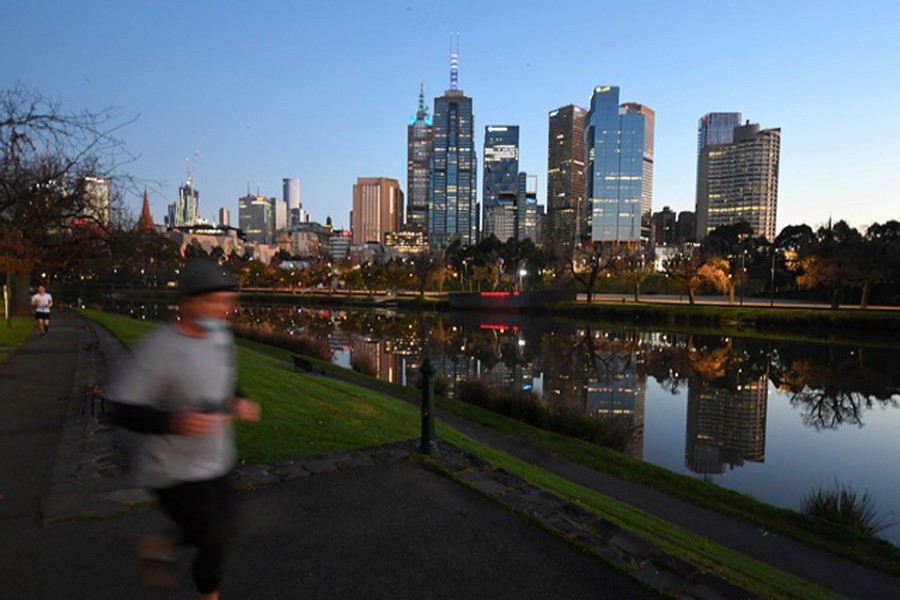 A jogger exercises by the Yarra River as Melbourne operates under lockdown restrictions to curb the spread of the coronavirus disease in Australia, on Aug 10, 2020. REUTERS