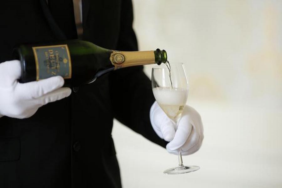Champagne loses its fizz