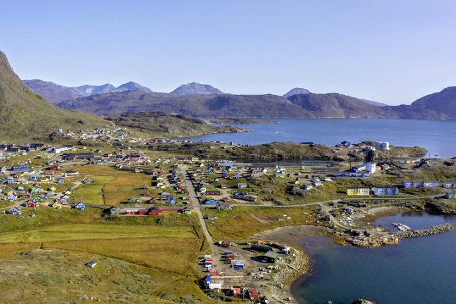 Arctic island finds green power can be a curse
