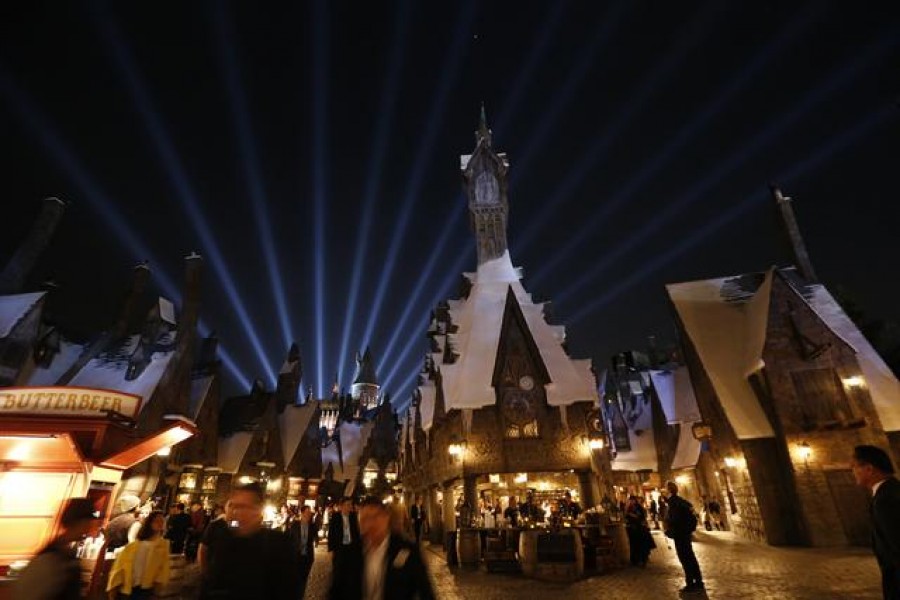 FILE PHOTO: A general view of "The Wizarding World of Harry Potter" attraction during a special preview opening at Universal Studios Hollywood in Universal City, California April 5, 2016. REUTERS/Mario Anzuoni