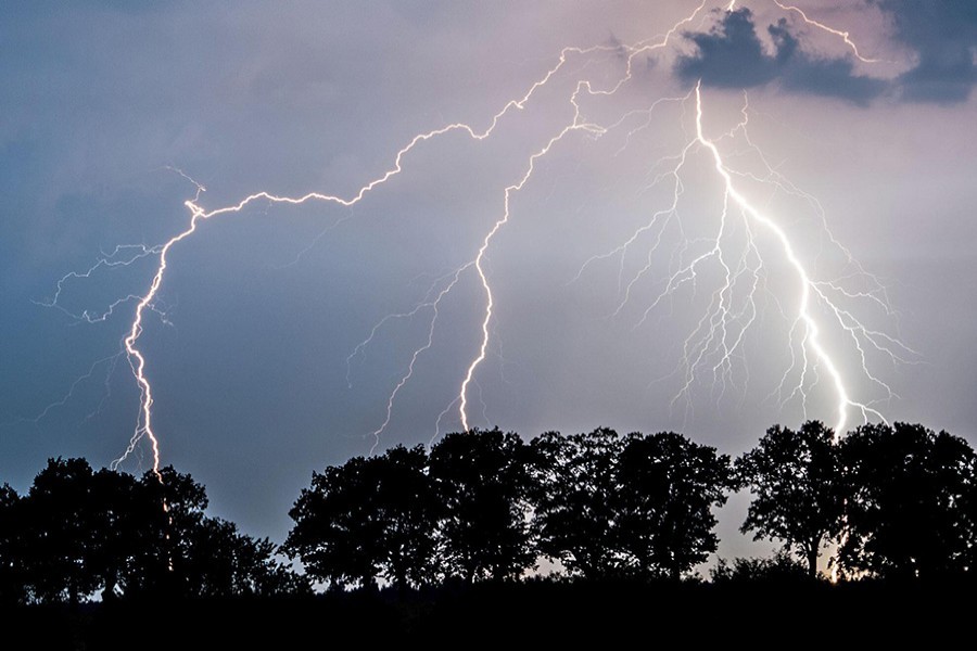 Lightning strikes claim two lives in Sirajganj