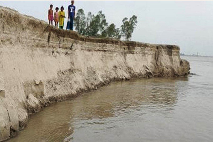Photo shows part of Arkandi village under Shahjatpur upazila in Sirajganj devoured by the Jamuna river — FE Photo