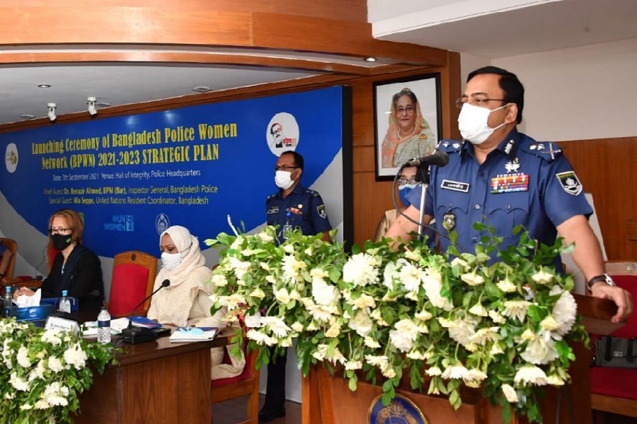 Strategic plan launched to ensure greater gender equality in Bangladesh police force