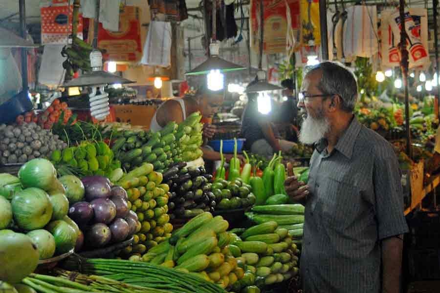 Inflation rate crosses 6pc in December