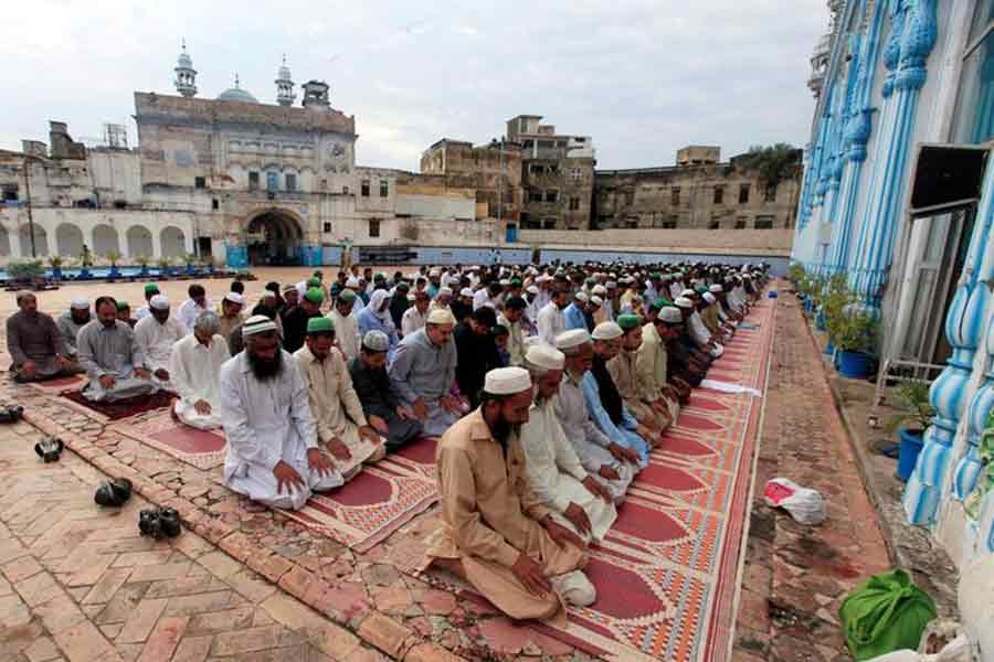 Pakistan not to allow unvaccinated people at mosques