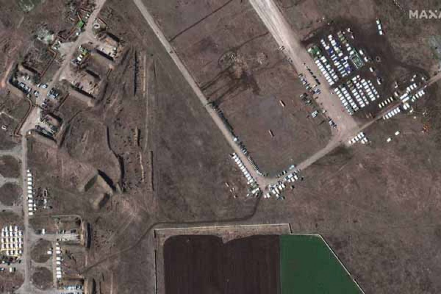 A satellite image shows a tent camp and equipment at the northern end of Oktyabrskoye air base, Crimea February 10, 2022 – 2022 Maxar Technologies/Handout via Reuters