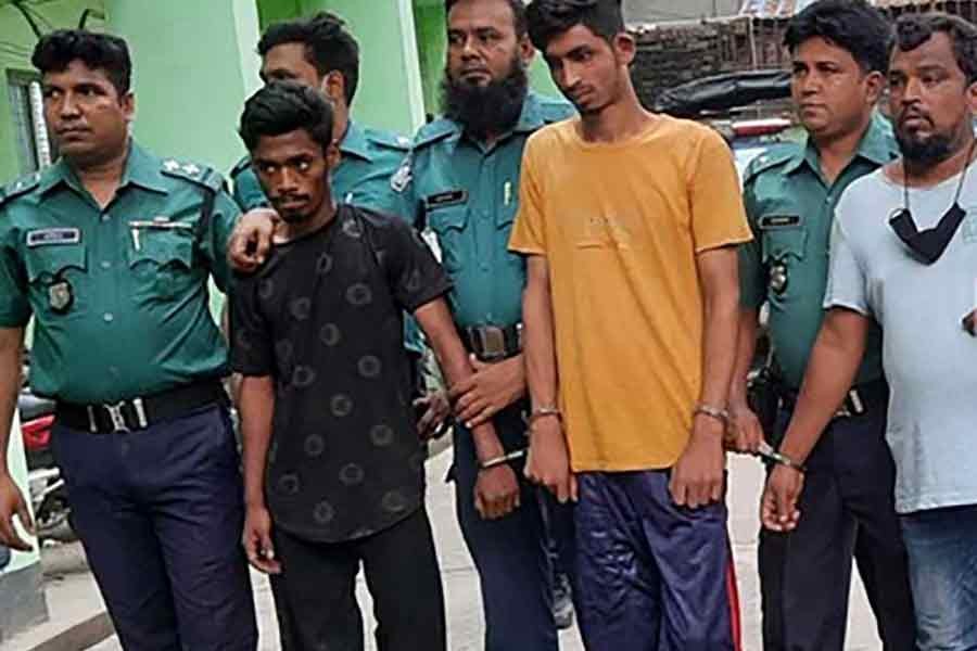Three arrested over Sabujbagh housewife murder