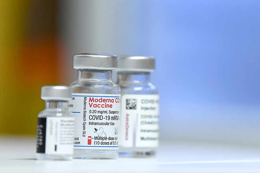 Moderna plans to build vaccine manufacturing facility in Canada