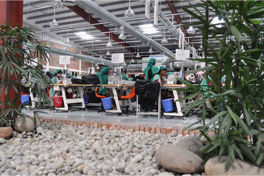 A green textile factory in Bangladesh. 	—BGMEA Photo