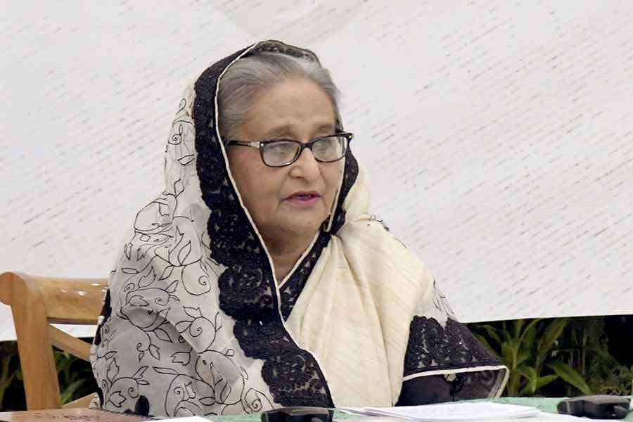 I will offer tea if BNP leaders come to seize my office, says PM