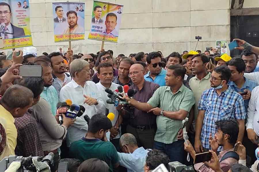 Govt fails to resolve outstanding issues with India as it lacks public support: Fakhrul