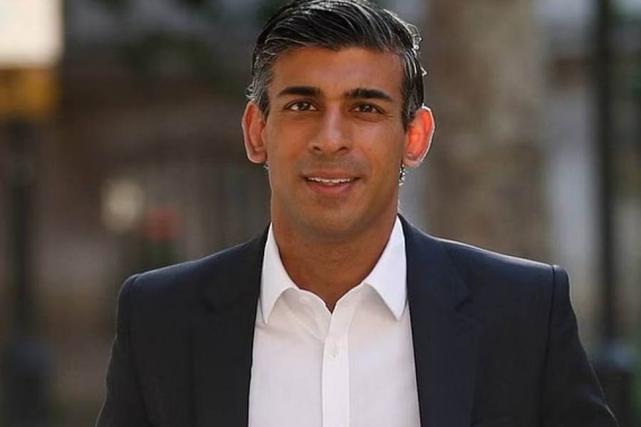 Rishi Sunak pledges to clean up mess left by Truss as UK PM